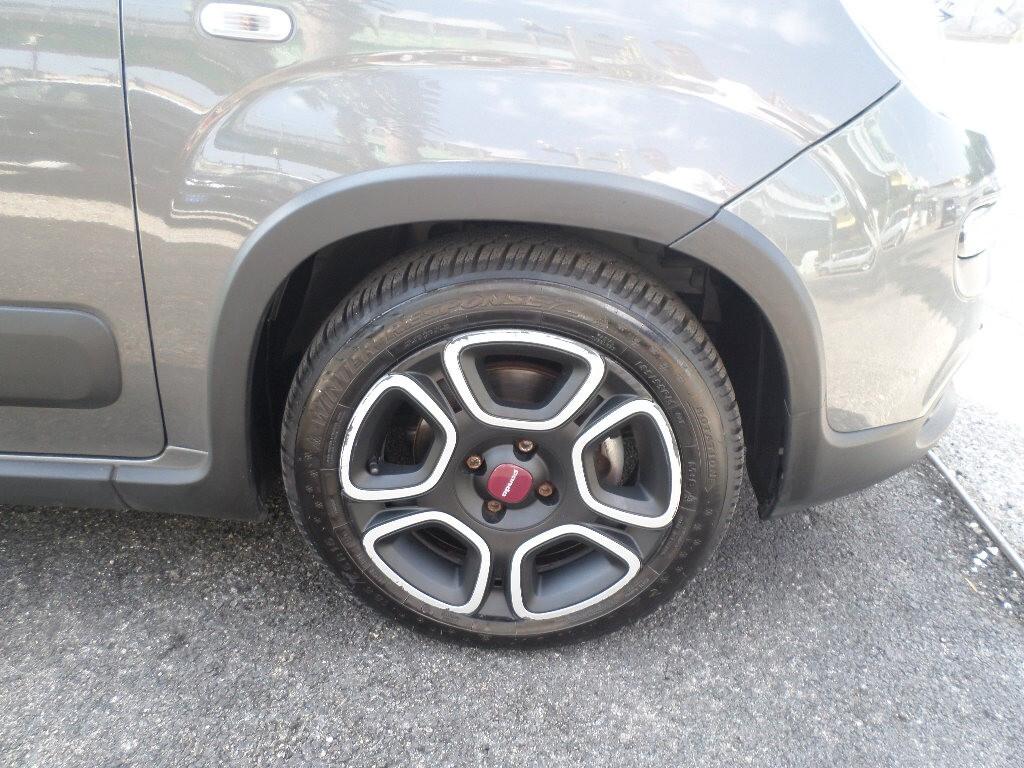 Fiat Panda 1.0 FireFly S&S Hybrid City Cross