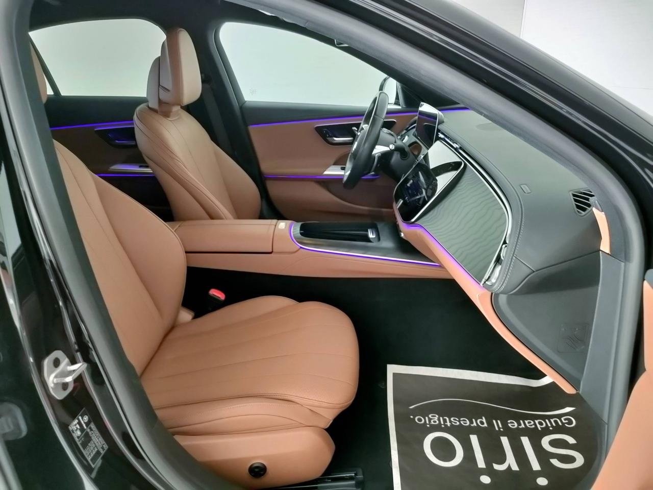 Mercedes-Benz Classe E- W214 Berlina - E 220 d AMG Line Advanced Plus auto