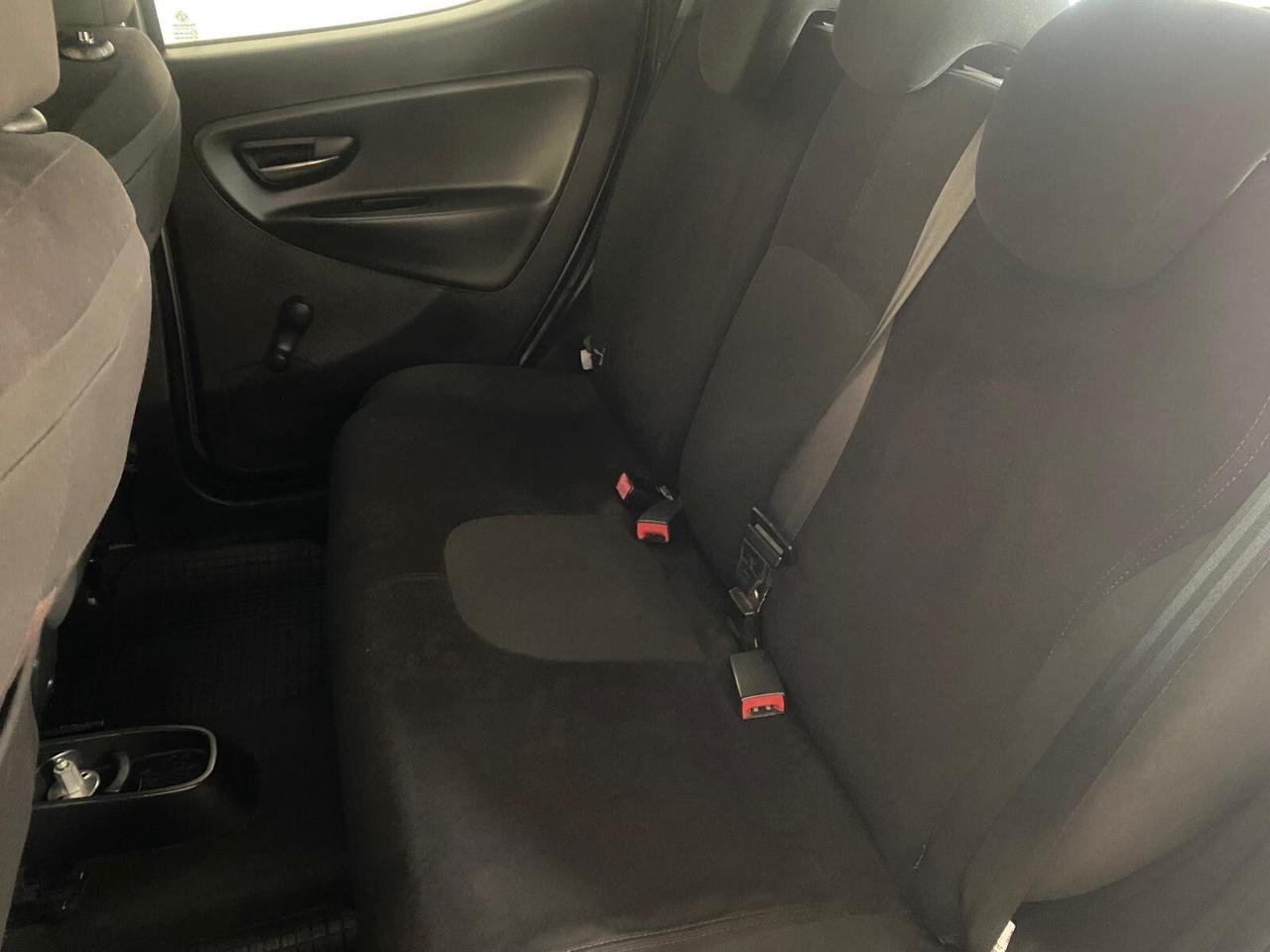 Lancia Ypsilon 1.2 69 CV GPL Ecochic Silver