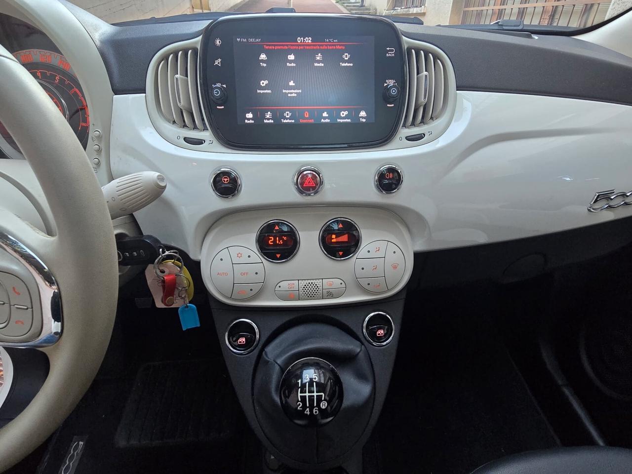Fiat 500 1.0 Hybrid Dolcevita