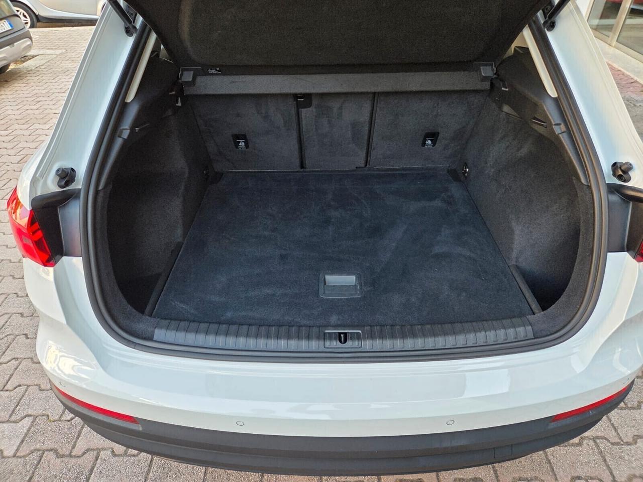 Audi Q3 40 TDI QUATTRO S tronic Business 190 cv