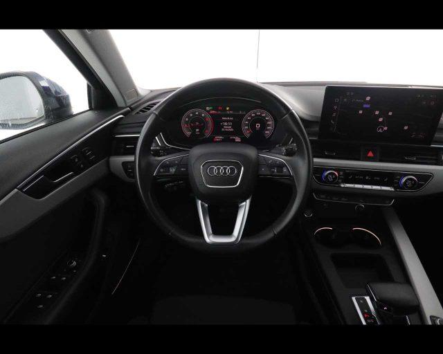 AUDI A4 Avant 35 TFSI S tronic S line edition