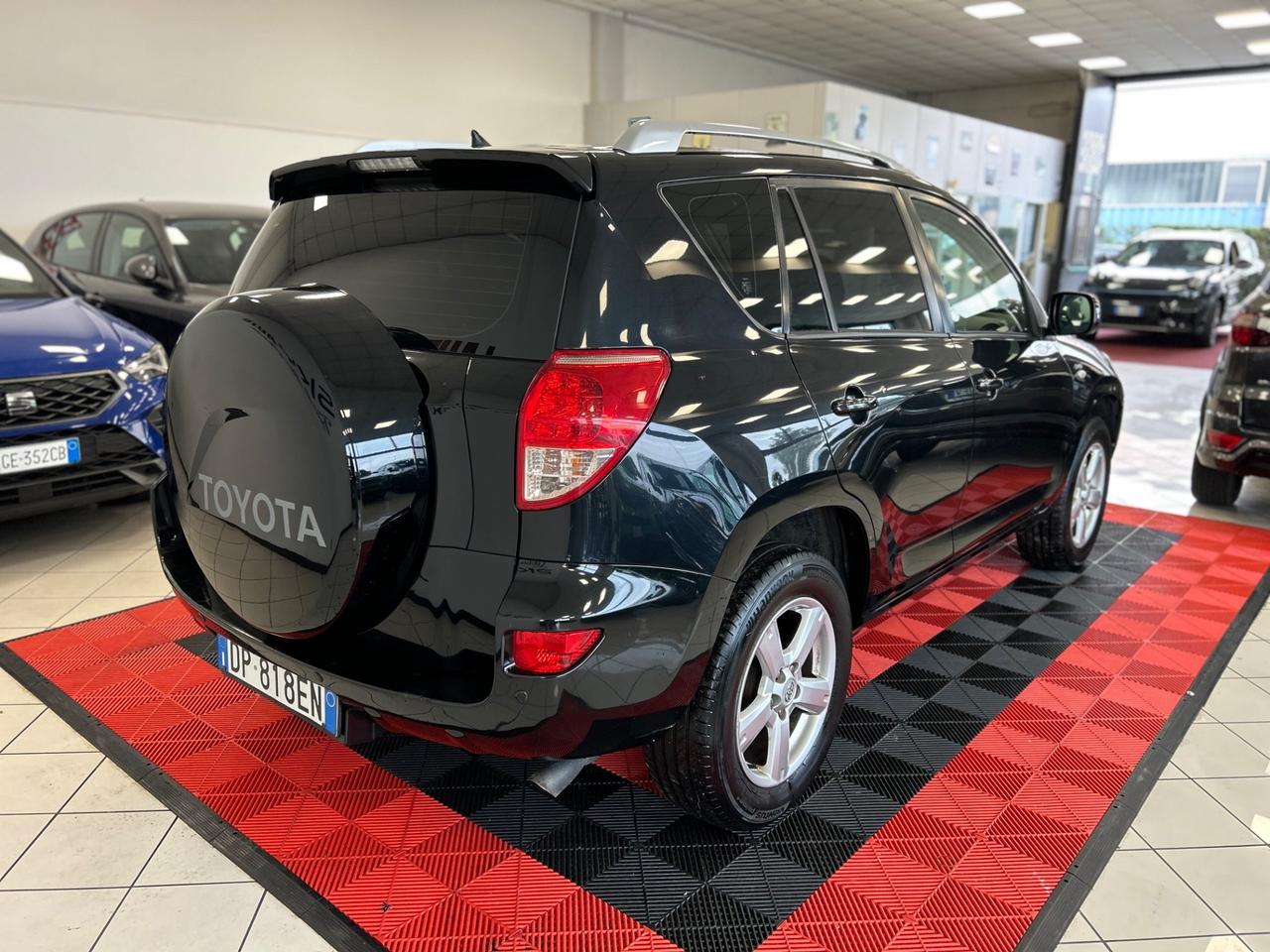 Toyota RAV 4 RAV4 2.2 D-4D 136 CV Luxury
