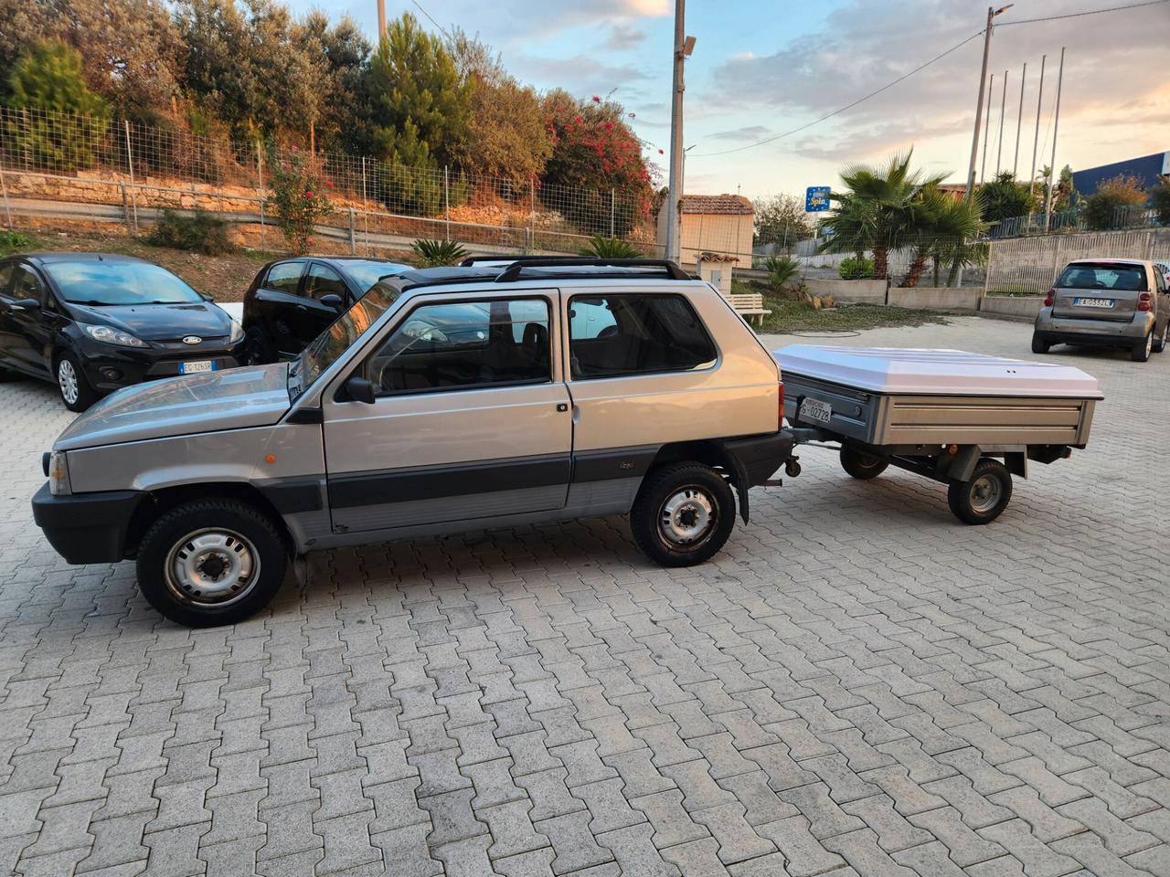 Fiat Panda 4X4 CON GANCIO DI TRAINO