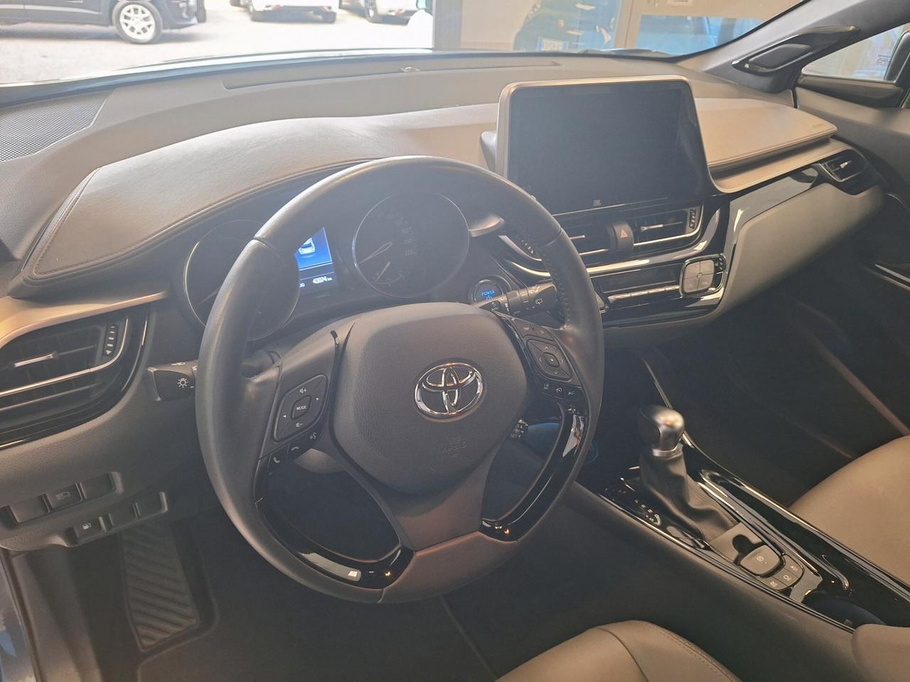 Toyota C-HR 2.0 Hybrid E-CVT Lounge