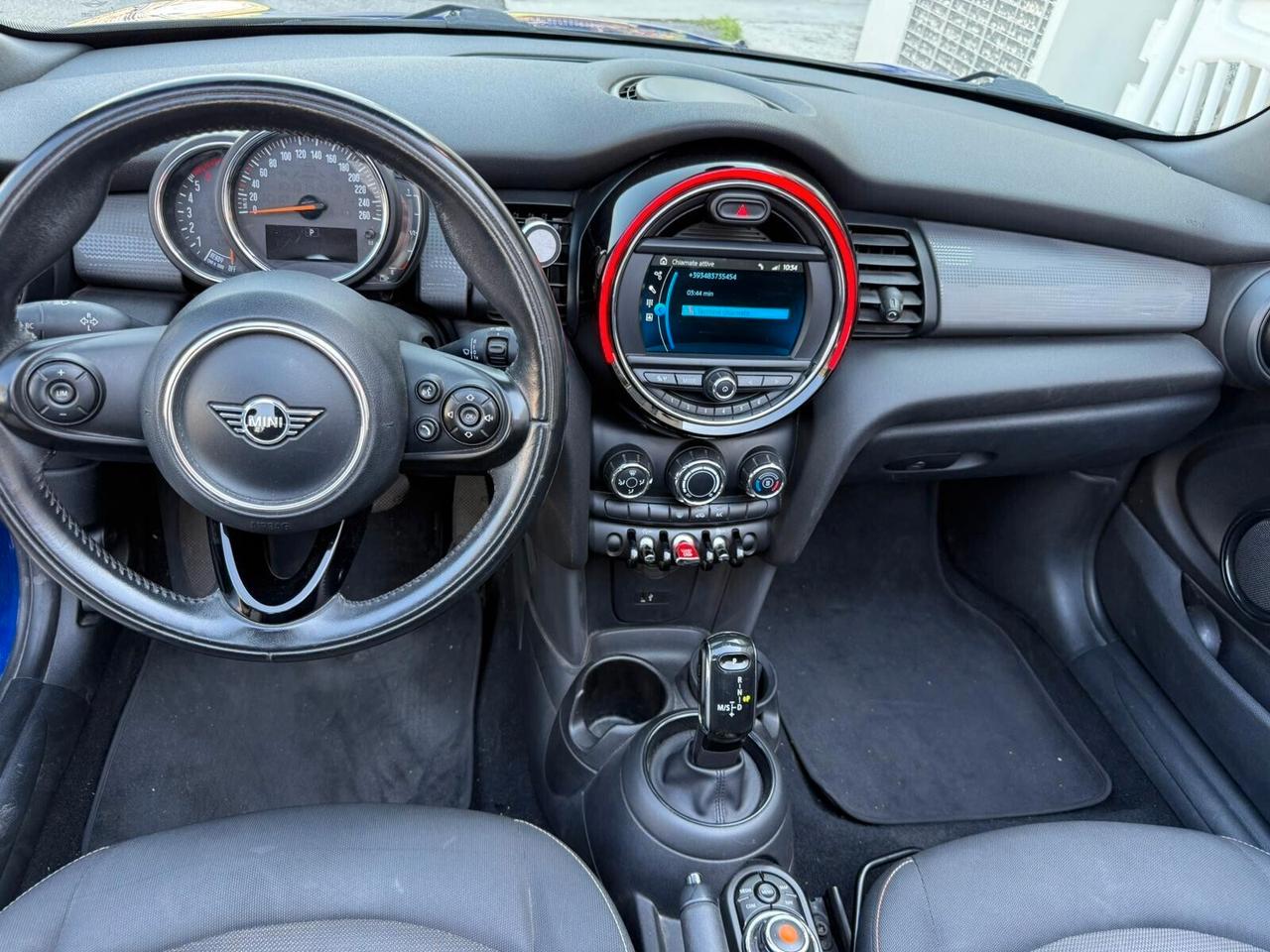 Mini 1.5 Cooper D Cabrio