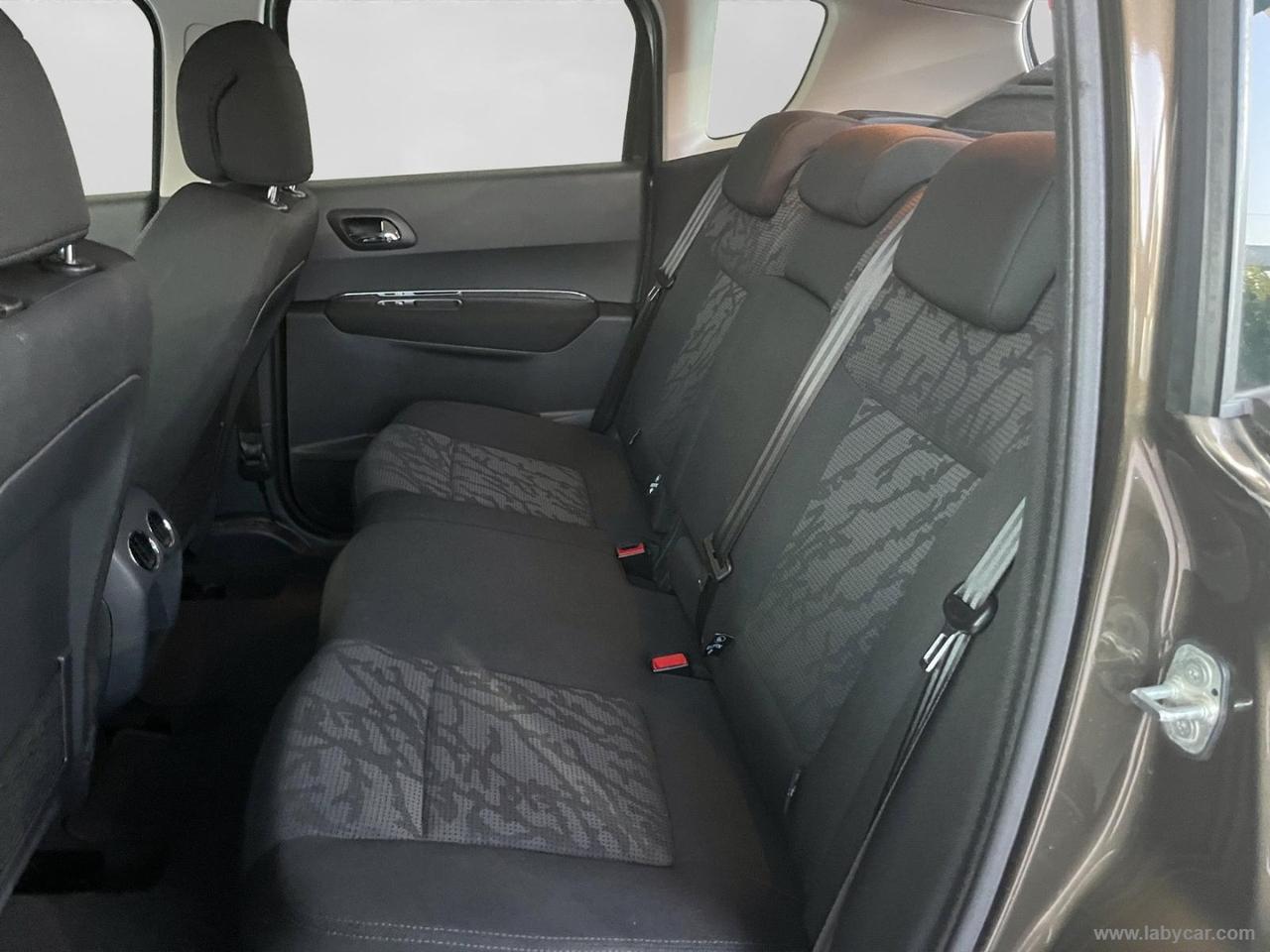 PEUGEOT 3008 1.6 HDi 110 CV ca. robot. Premium C.AUTOMATICO
