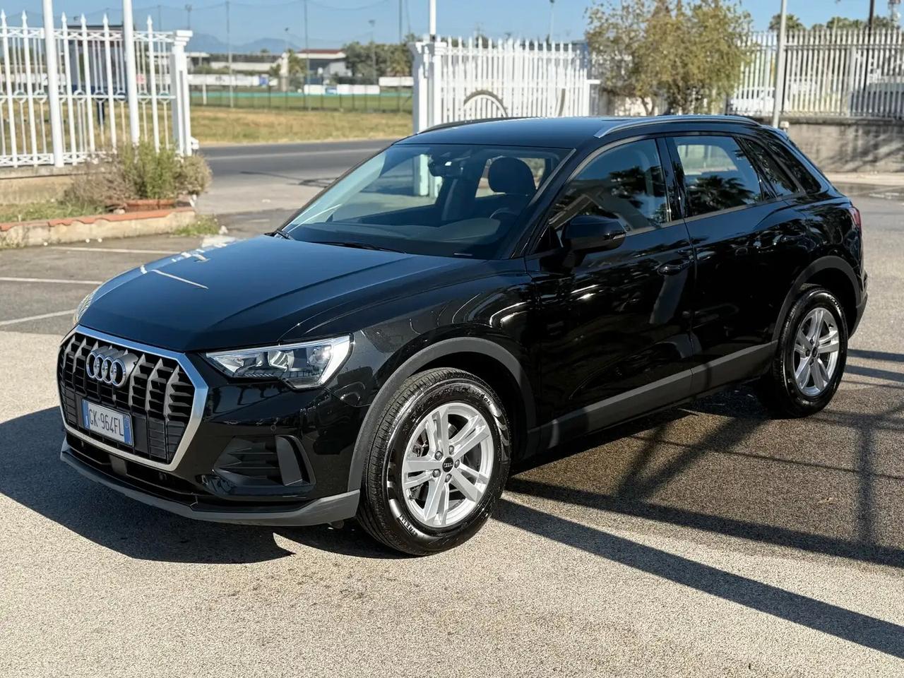 Audi Q3 35 TDI quattro S tronic Business