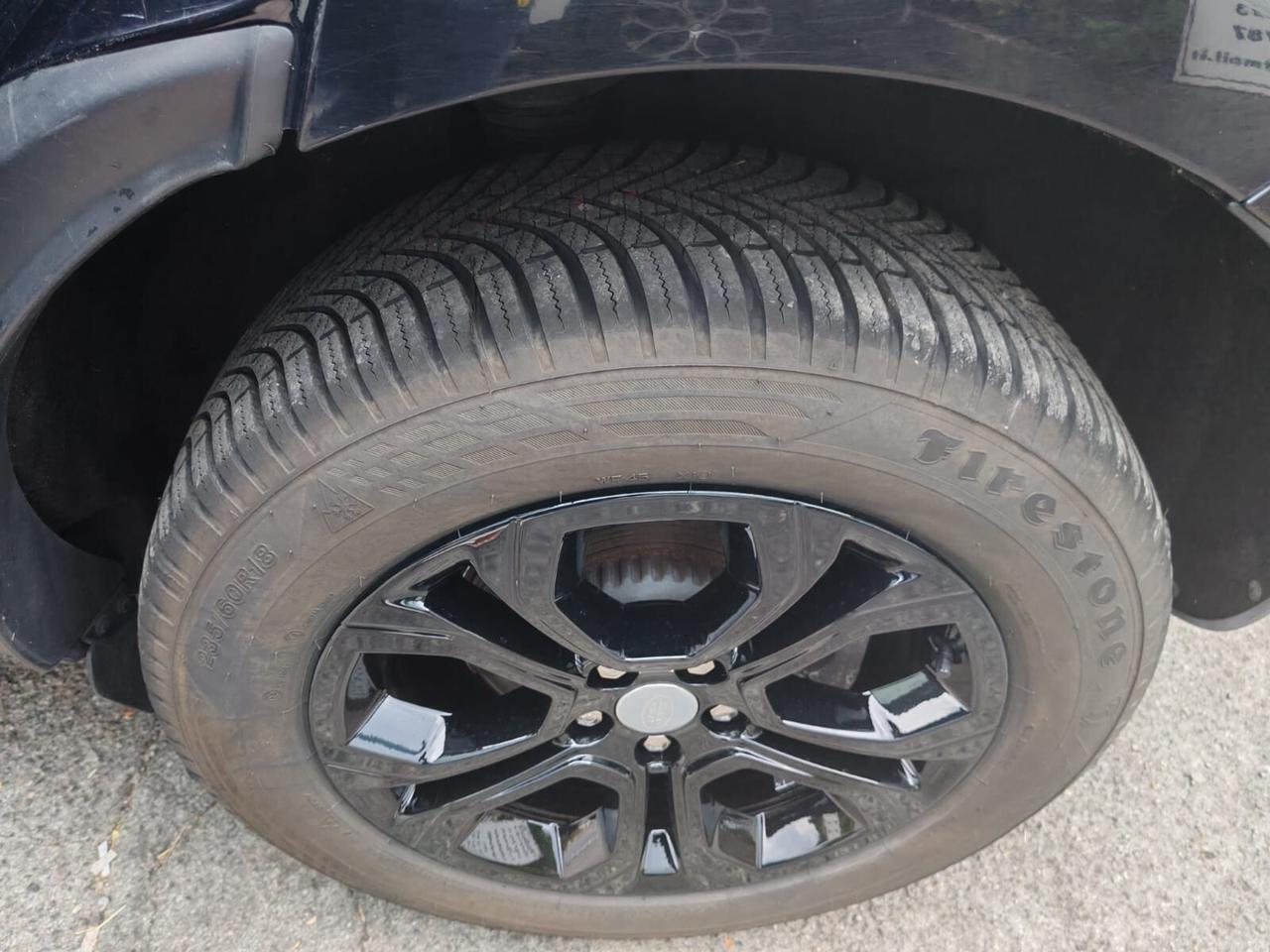 Land Rover Range Evoque 2.0D I4-L.Flw 150CV AWD Aut R-Dynamic HSE