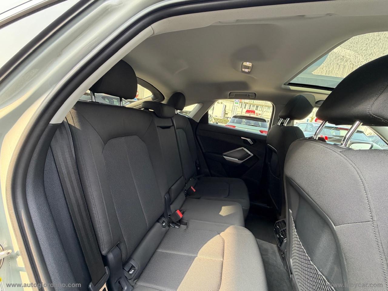 AUDI Q3 SPB 35 TDI S tronic Business ADVANCED Plus