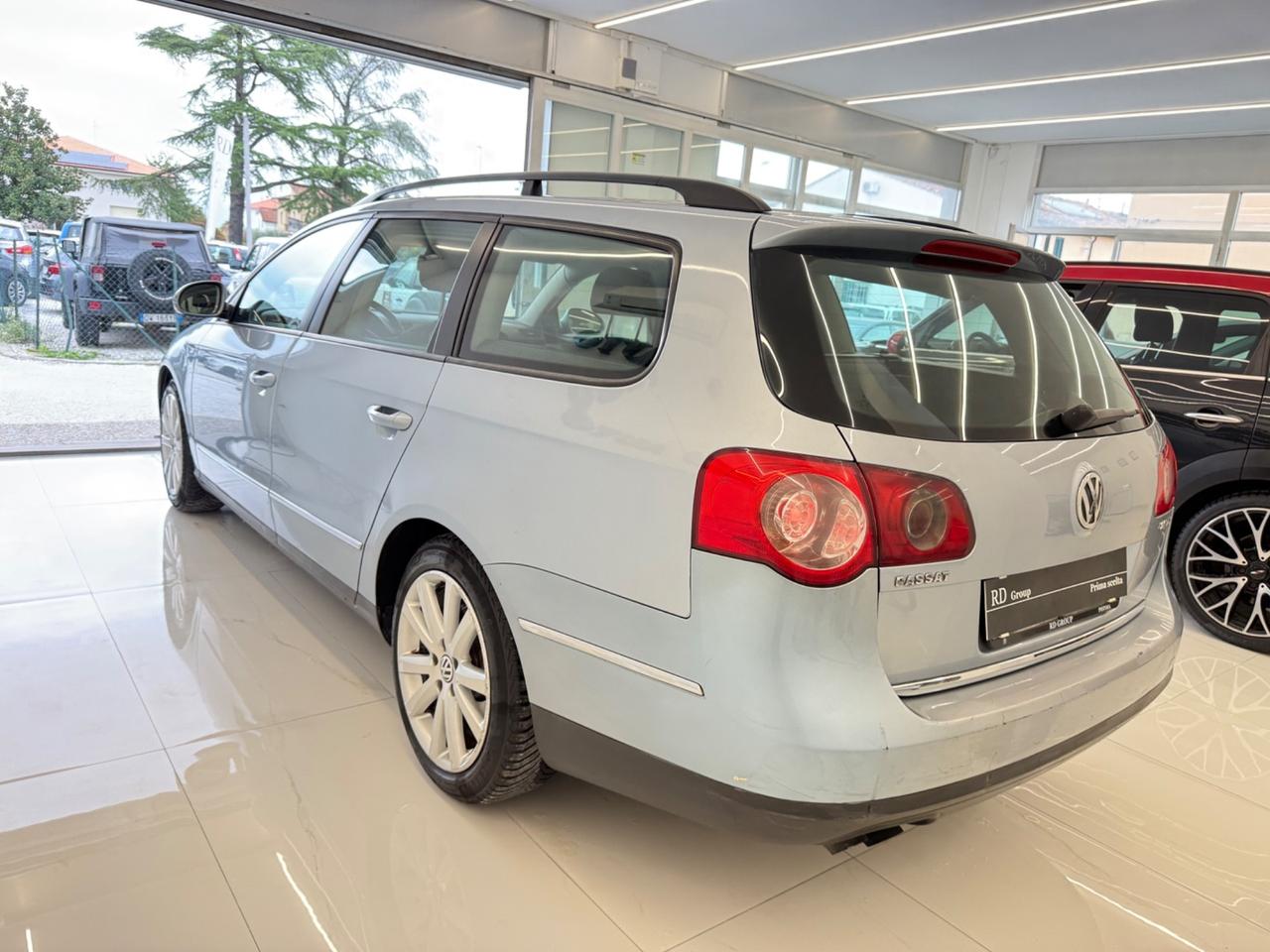 Volkswagen Passat 2.0 16V TDI Sportline 140cv