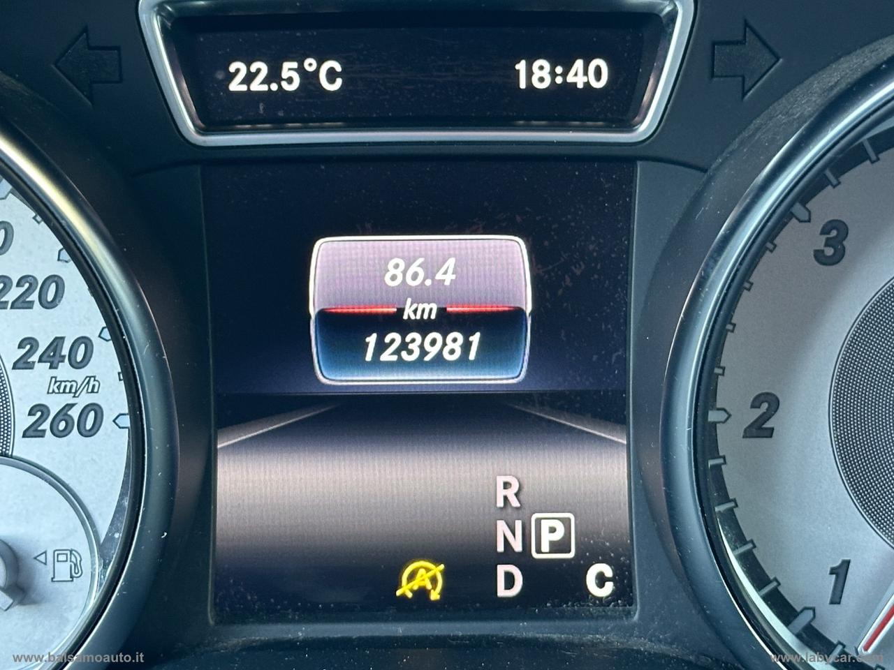 MERCEDES-BENZ CLA 200 d Premium