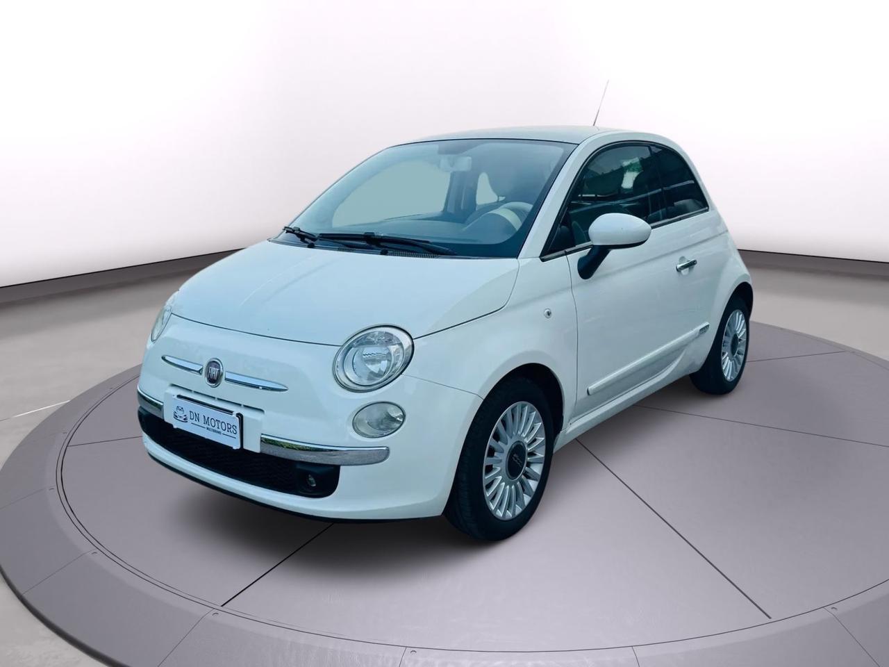 Fiat 500 1.2 benzina 2012 106.000km ottimo stato neo patentati