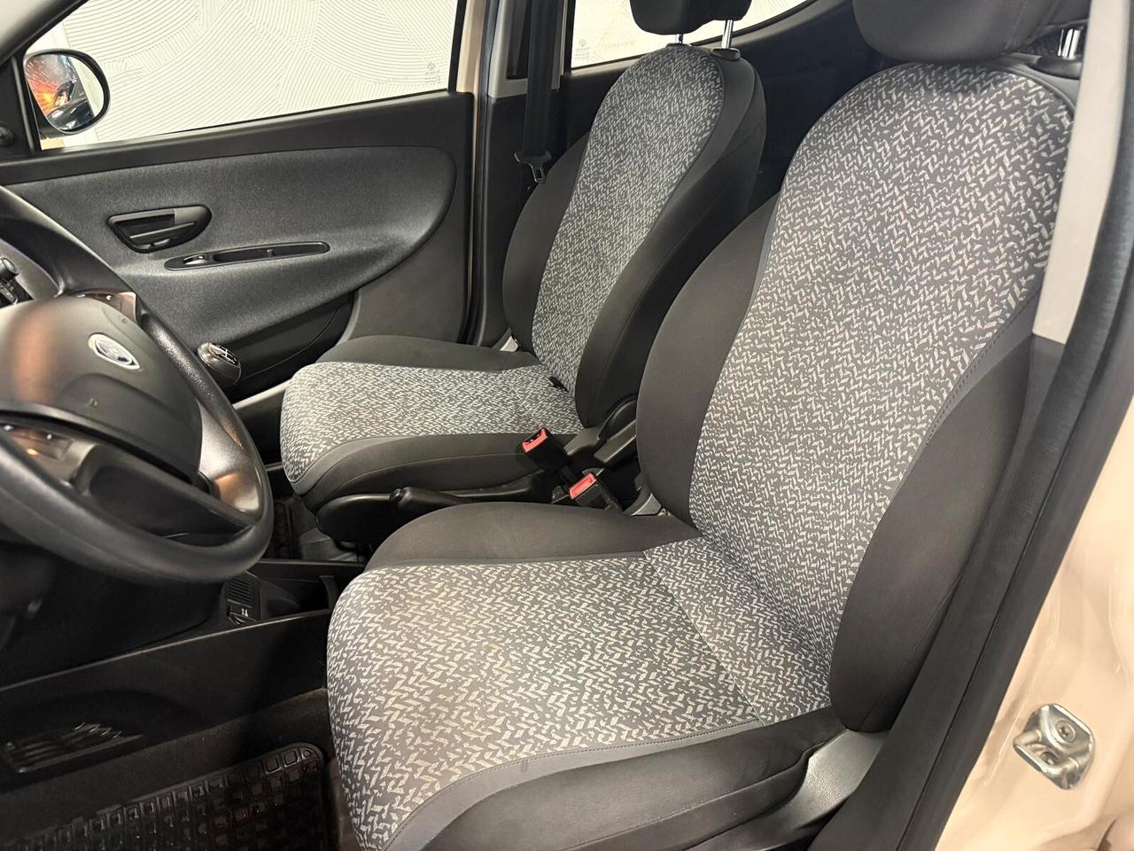 Lancia Ypsilon 1.2 69 CV 5 porte GPL Ecochic Gold