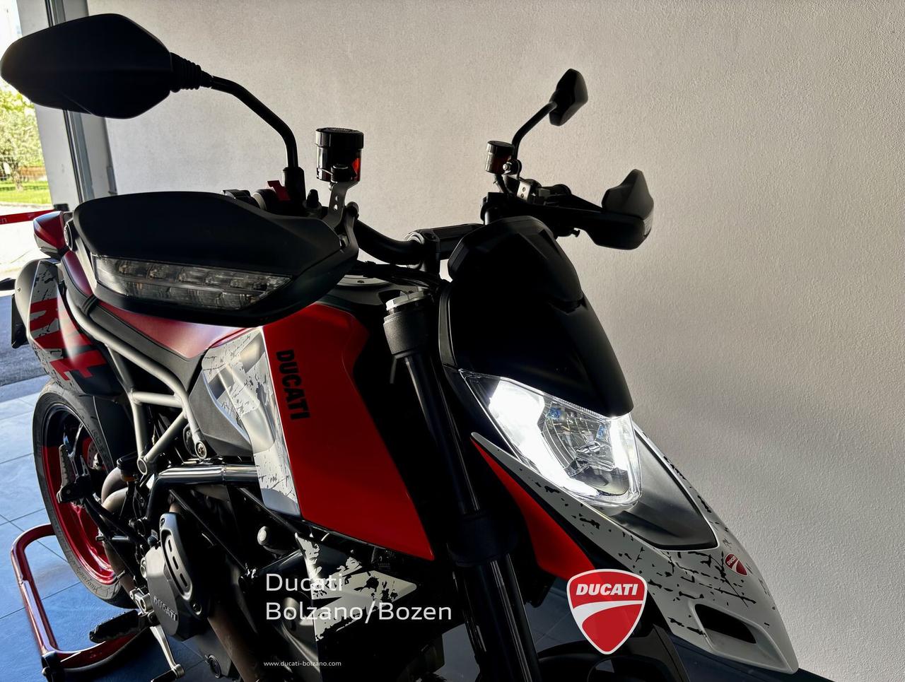 Ducati Hypermotard 950 RVE