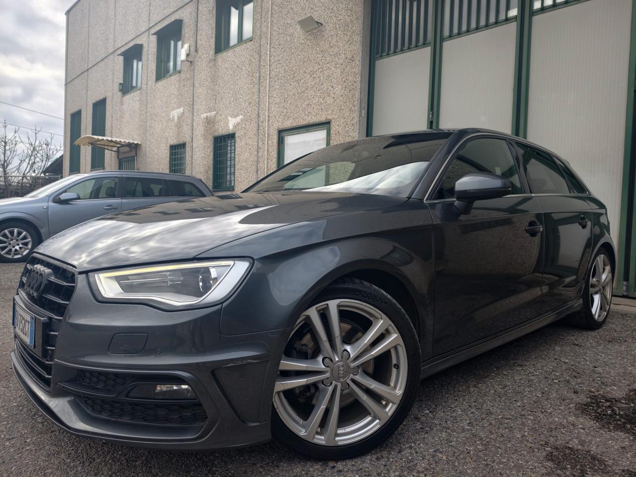 Audi A3 2.0 TDI 184 CV QUATTRO SLINE NON TRATTABILE