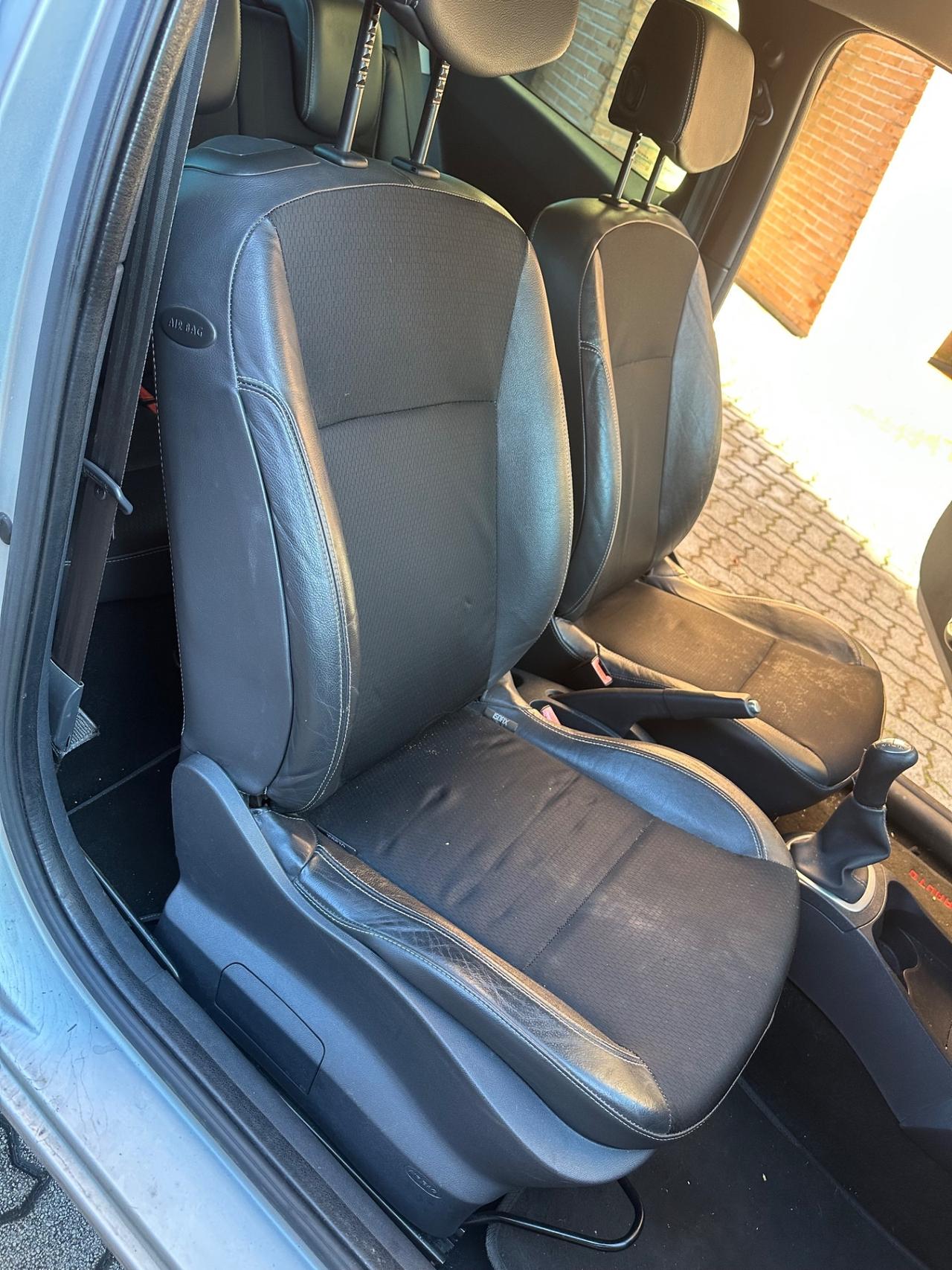 Renault Clio 1.2 16V 3 porte Pack