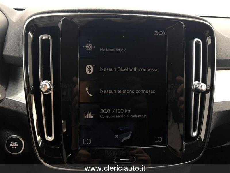 Volvo XC40 T3 Geartronic Momentum Pro