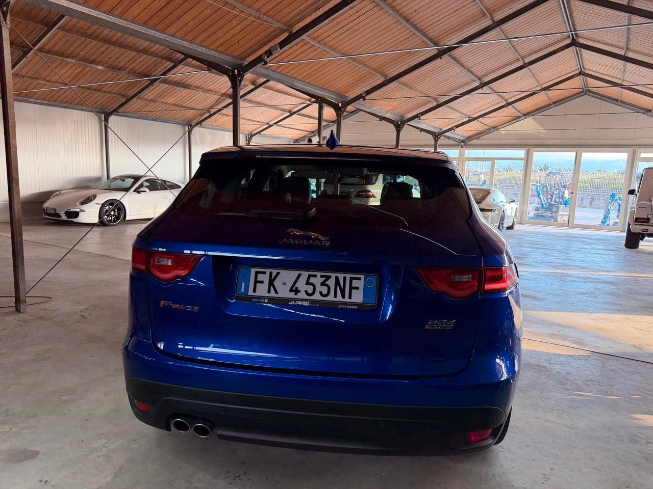 Jaguar F-Pace 2.0 D 180 CV - 24 MESI DI GARANZIA