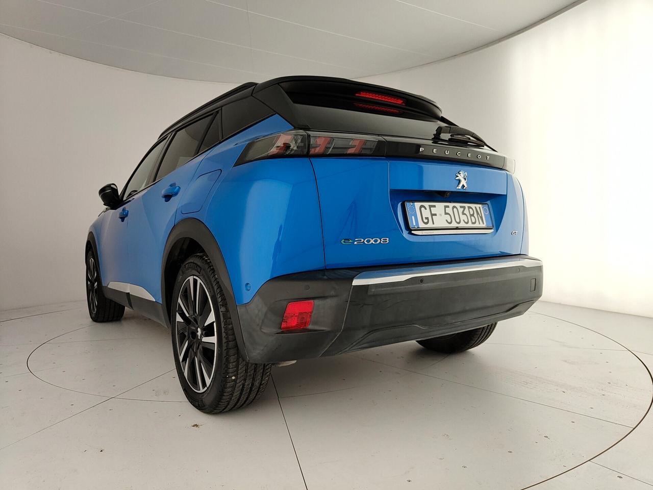 Peugeot 2008 motore elettrico 136 CV GT Pack