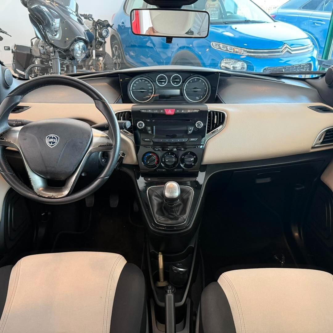 Lancia Ypsilon 1.2 69 CV 5 porte GPL Ecochic Gold