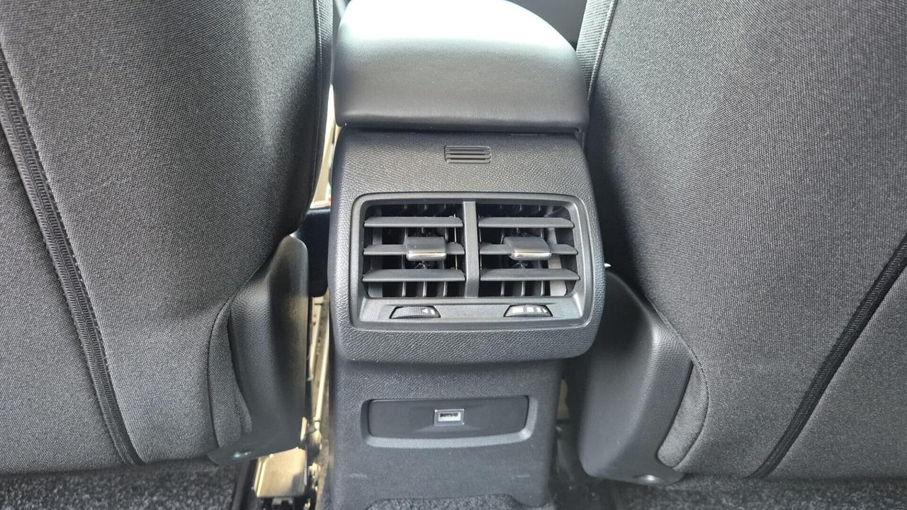 Citroen C4 BlueHDi 130 S&S EAT8 Feel Pack
