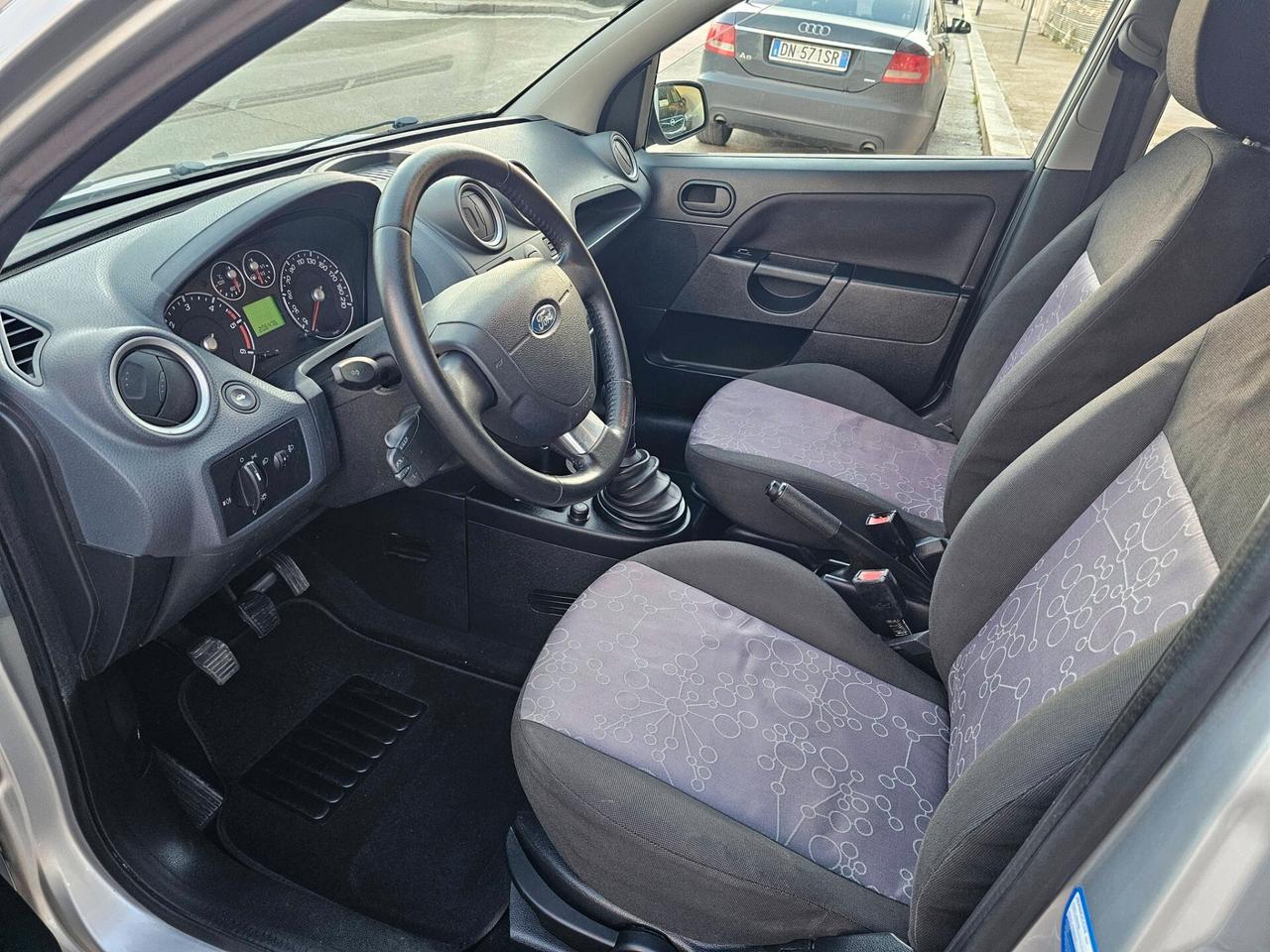 FORD FIESTA 1.4 TDCI 68CV TITANIUM