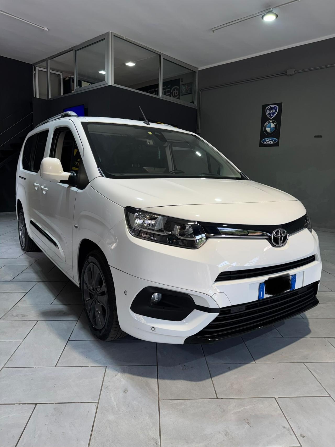 Toyota Proace 1.2 130 CV 7posti AUTOMATICO Luxury