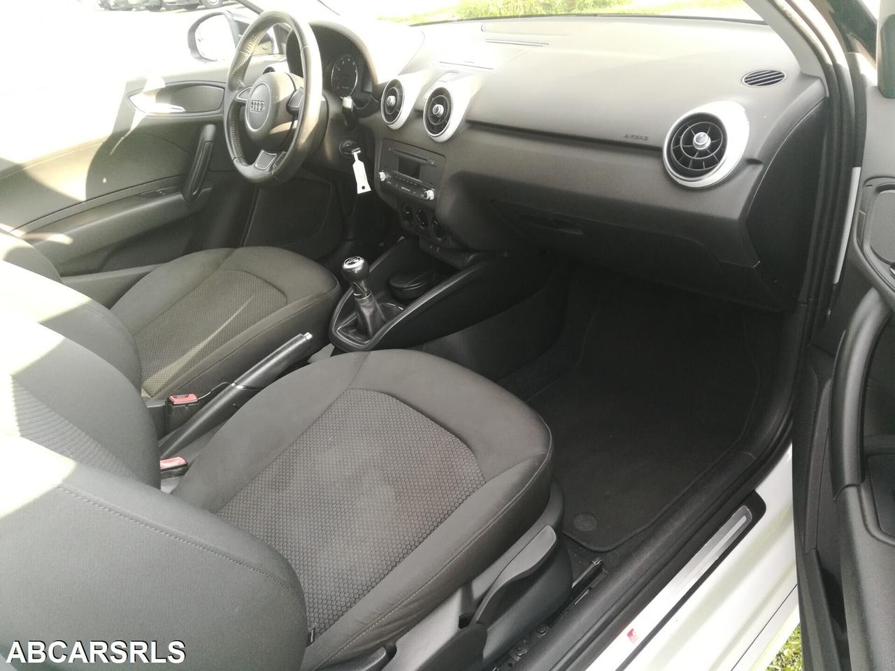 Audi A1 1.2 TFSI S line edition plus