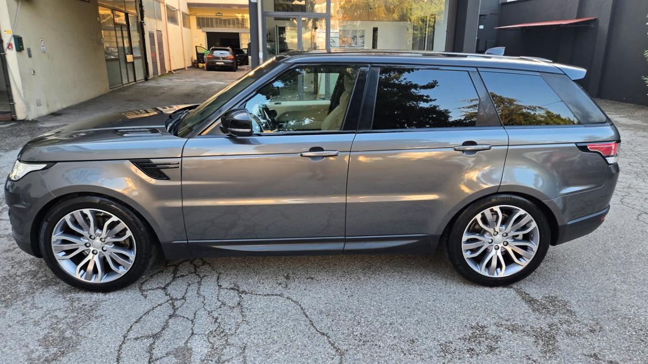 Land Rover Range Sport 3.0 TDV6 HSE Dynamic Edition Grey