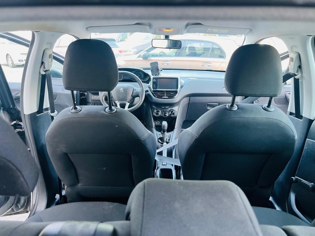 Peugeot 208 PureTech 82 5 porte Allure