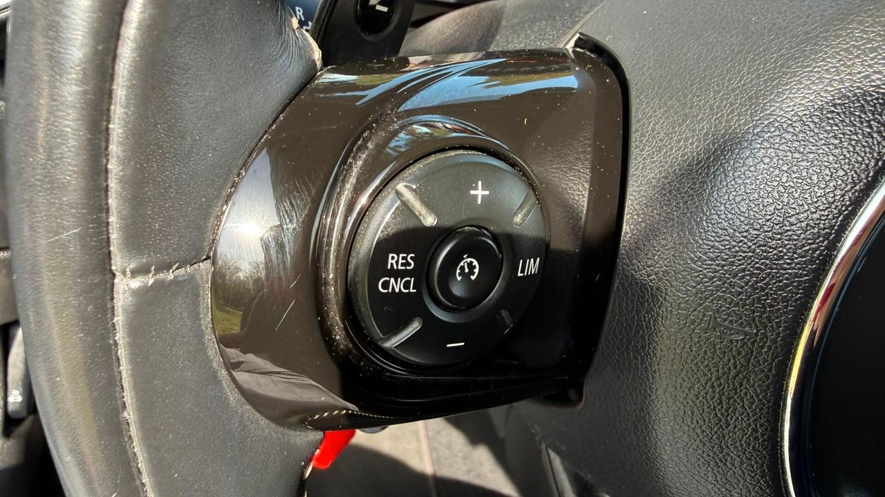 Mini 2.0 Cooper SD aut. 3P 2018 PERFETTA leggi testo