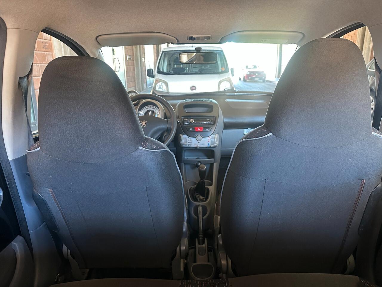 Peugeot 107 1.0 68CV 5p. Sweet Years