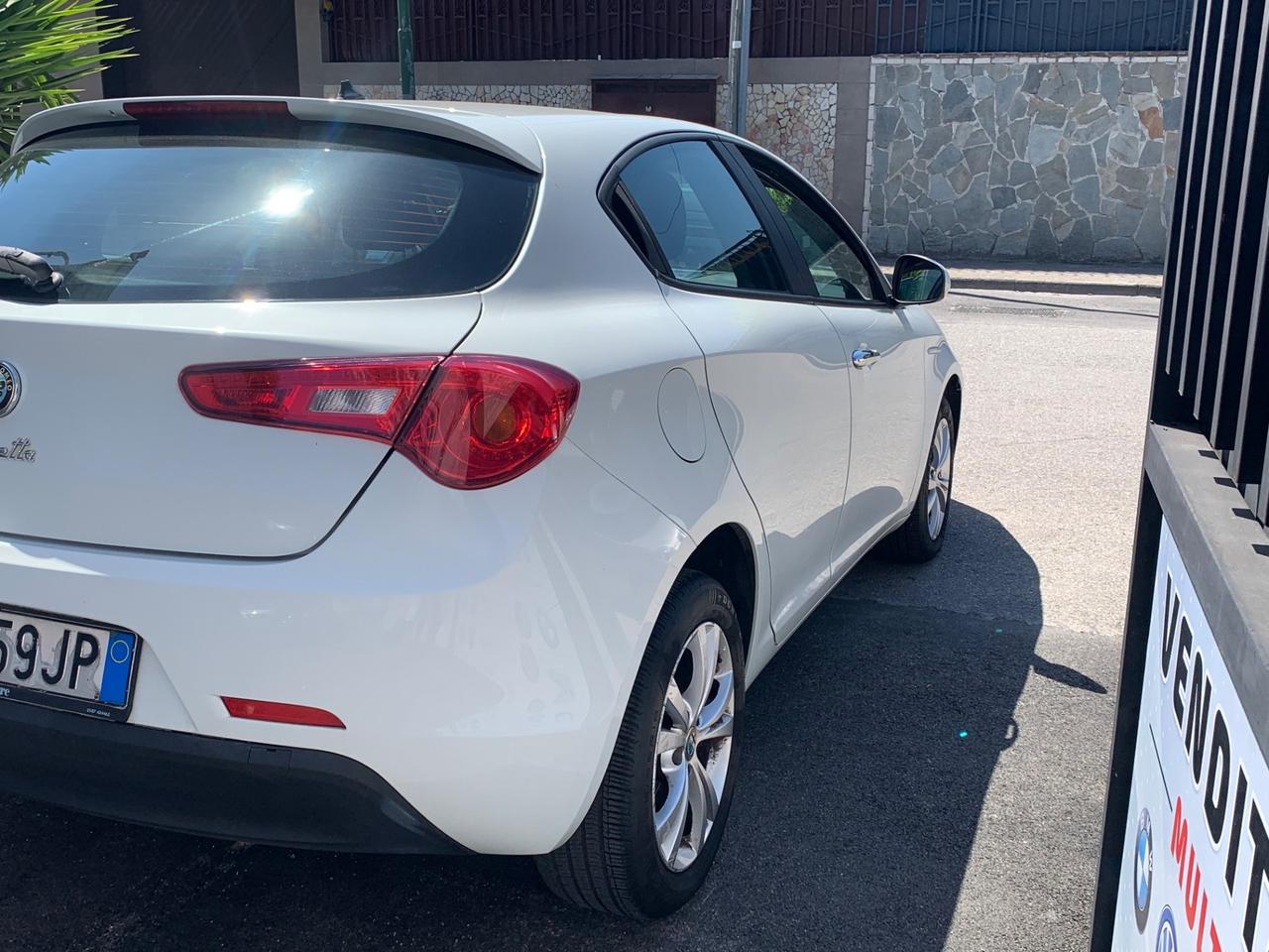 Alfa Romeo Giulietta 1.6 JTDm-2 105 CV Distinctive