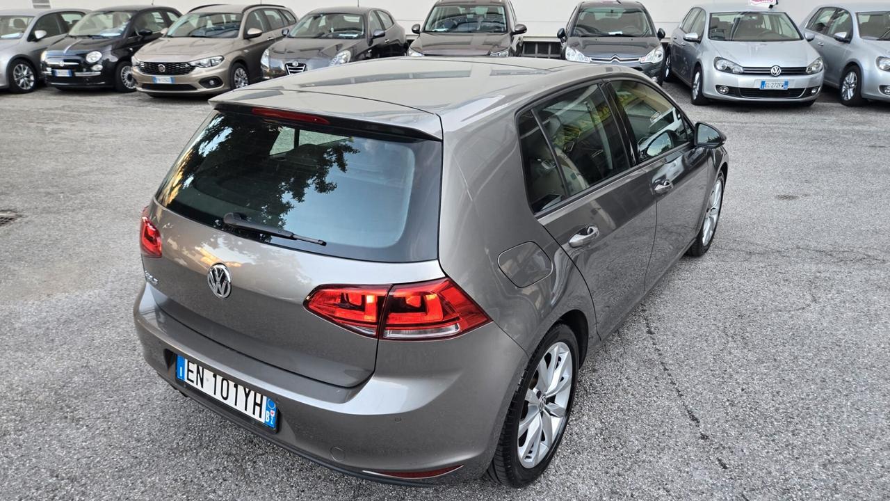 Volkswagen Golf 1.4 TSI 140 CV 5p. Highline BlueMotion Tettuccio