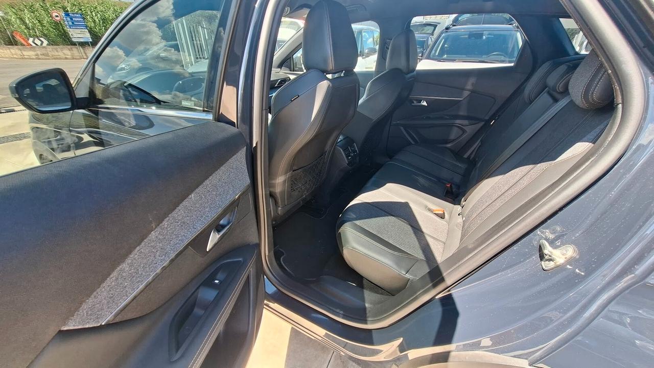 Peugeot 3008 BlueHDi 130 CV Automatica