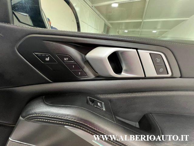 BMW X5 xDrive30d xLine TETTO + PACCHETTO INDIVIDU 12/2018