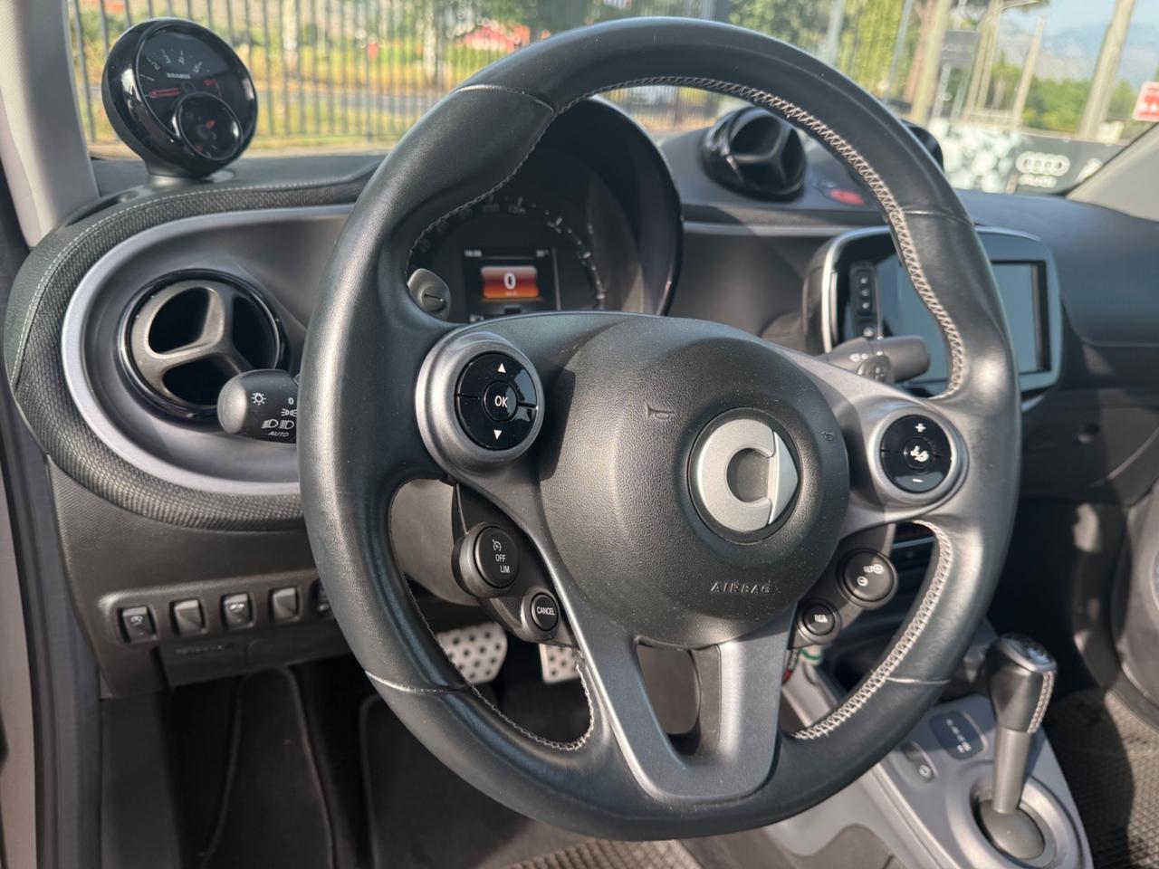 Smart ForTwo BRABUS 0.9 Turbo twinamic cabrio Xclusive