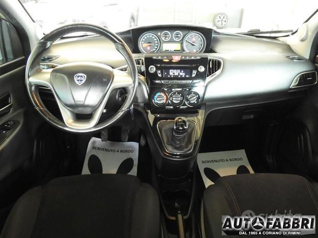 LANCIA - Ypsilon - 0.9 T.Air 85 CV 5 porte Metano