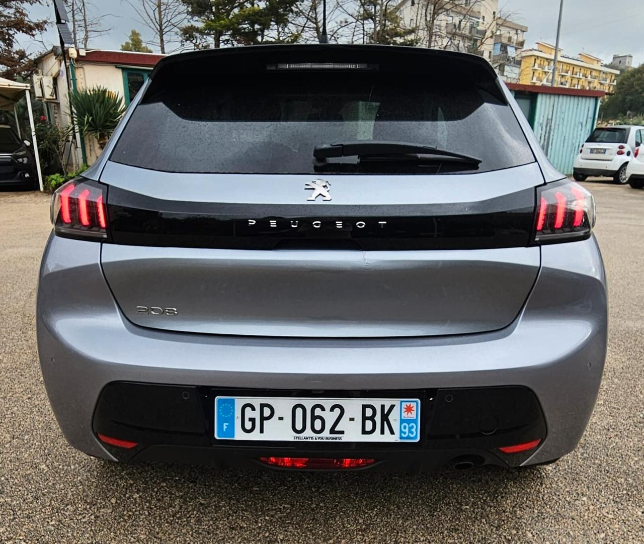 Peugeot 208 PureTech 100 Stop&Start 5 porte Allure