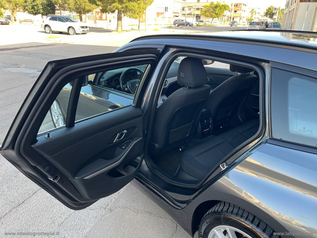 BMW 318d Touring Business Advantage aut.