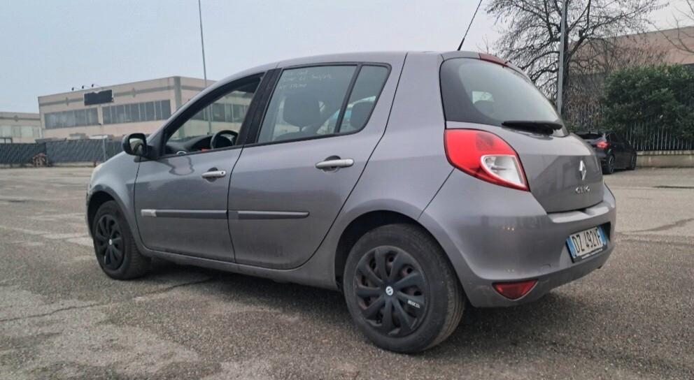 Renault Clio 1.2 16V 5 porte GPL Dynamique
