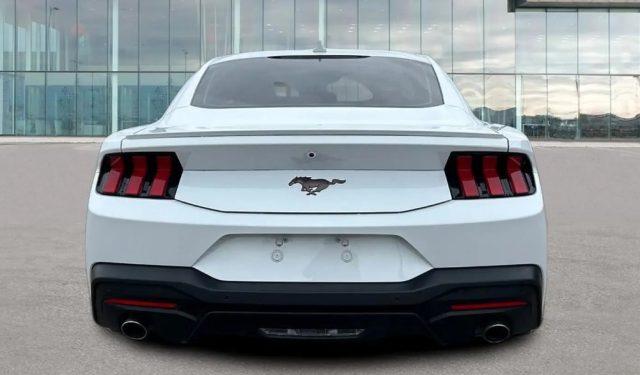 FORD Mustang Fastback 2.3 EcoBoost