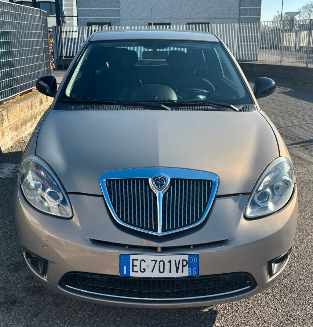 Lancia Ypsilon 1.2 69 CV Diva