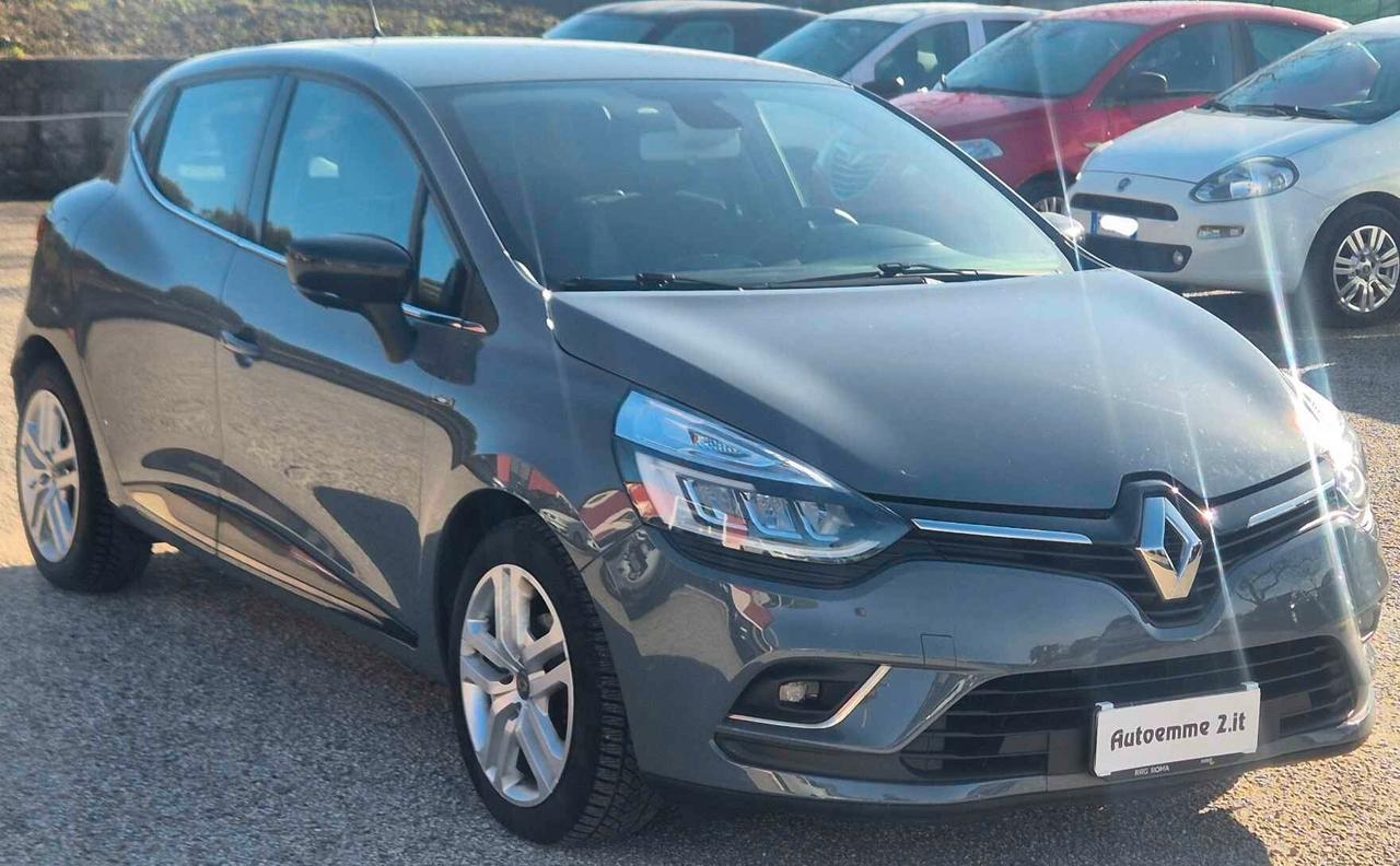 Renault Clio dCi 8V 90 CV 5 porte Moschino Zen
