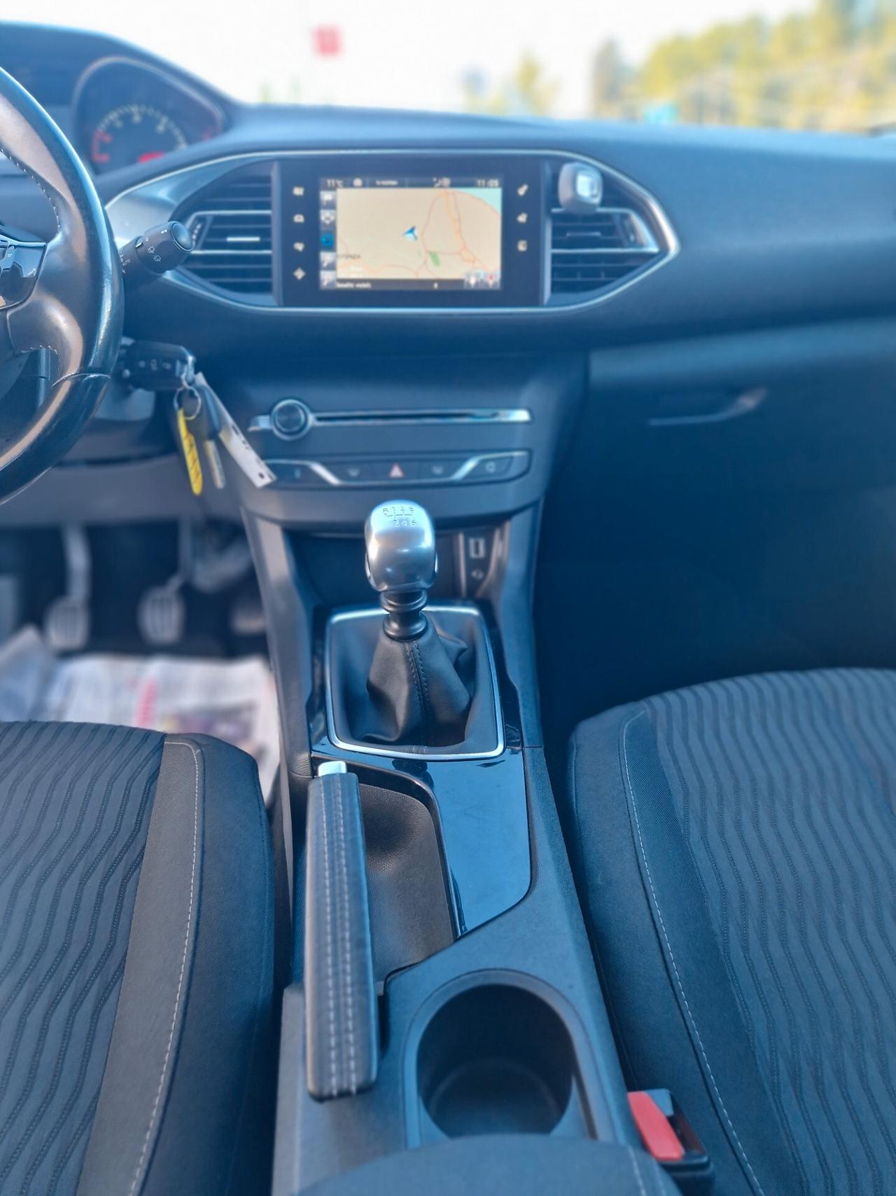 Peugeot 308 BlueHDi 120 S&S Allure