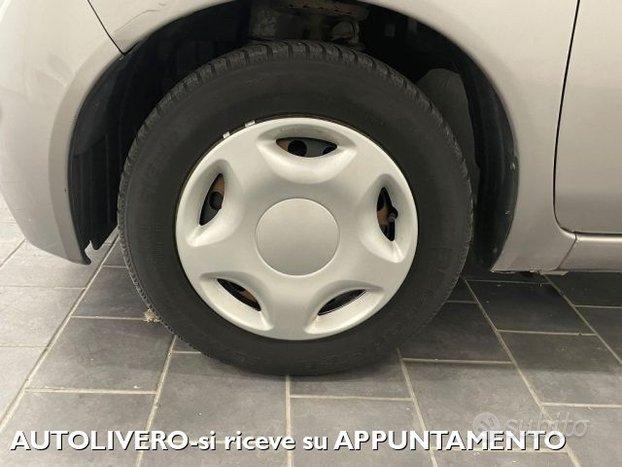 NISSAN Micra 1.2 16V 80CV 5 porte Acenta-E4