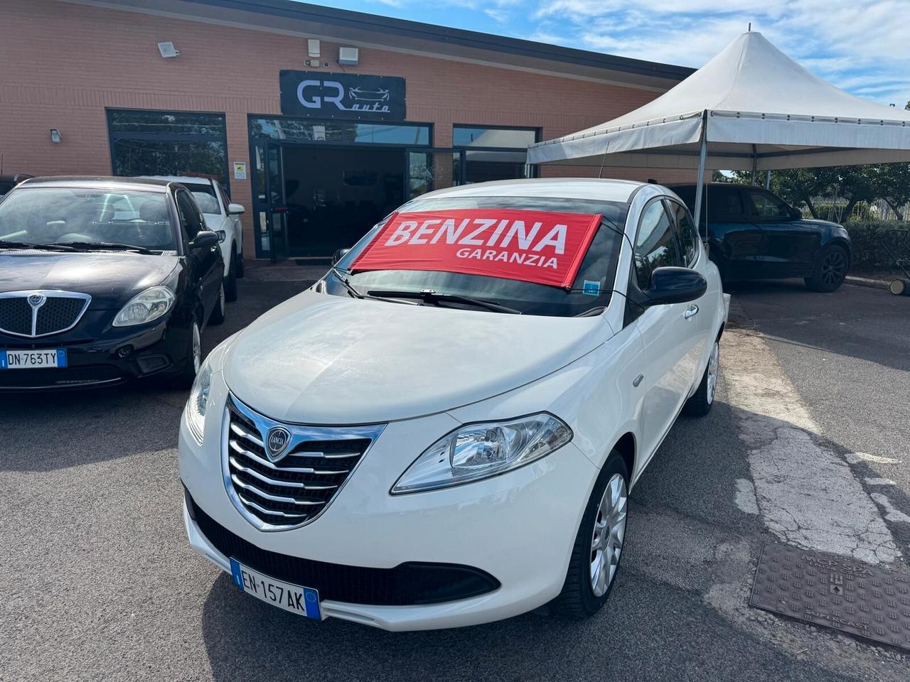 Lancia Ypsilon 1.2 BENZINA 69CV S&S SILVER 2012
