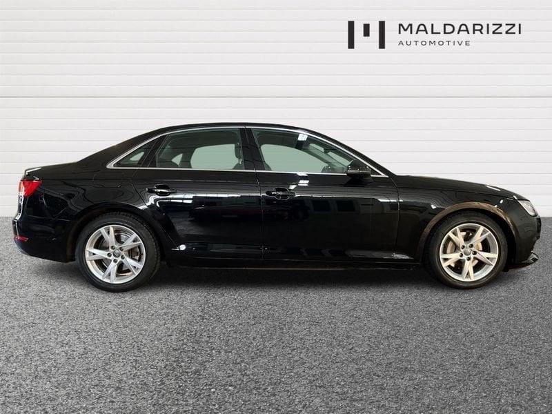 Audi A4 V 2016 Berlina 2.0 tdi ultra Business Sport 190cv my16