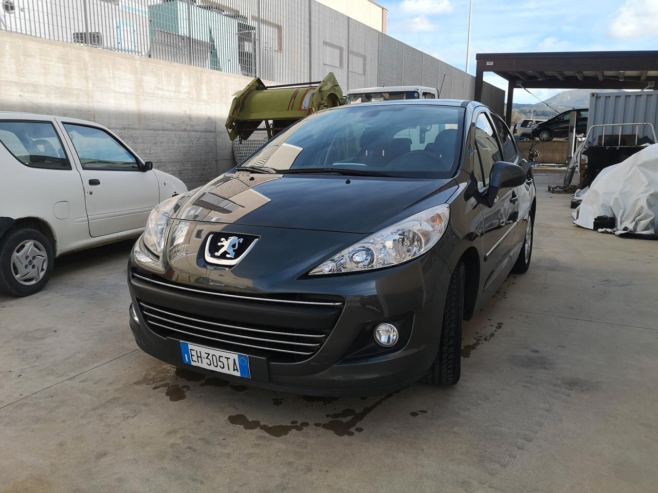 Peugeot 207 1.6 8V HDi 93CV 5p. Allure